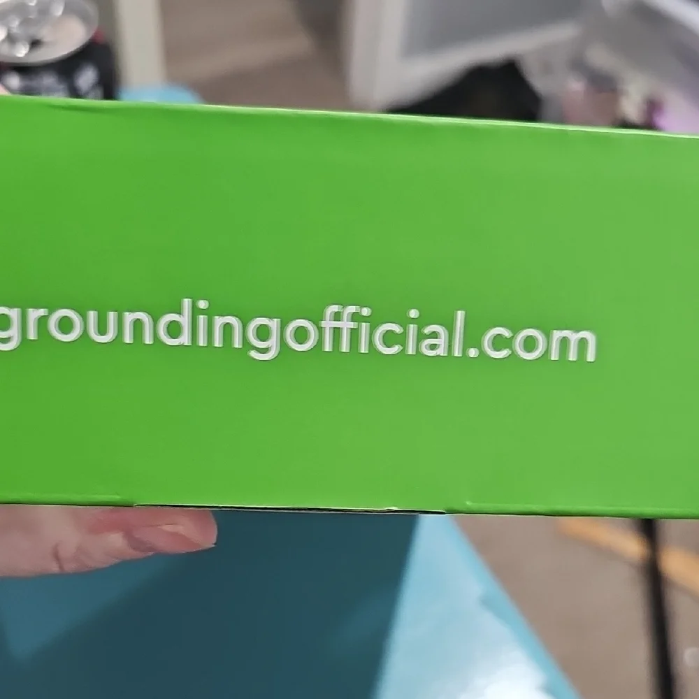 Premium Grounding Sheet - Green and White